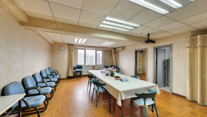 港澳大厦二手房实景图