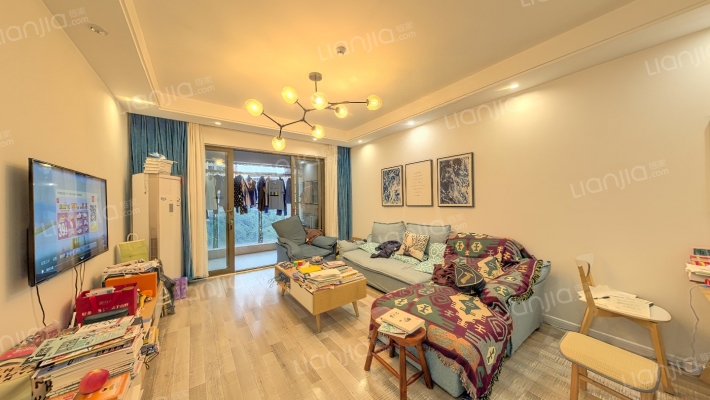 中洲锦城湖岸二手房实景图