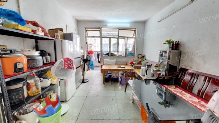 水产楼二手房实景图