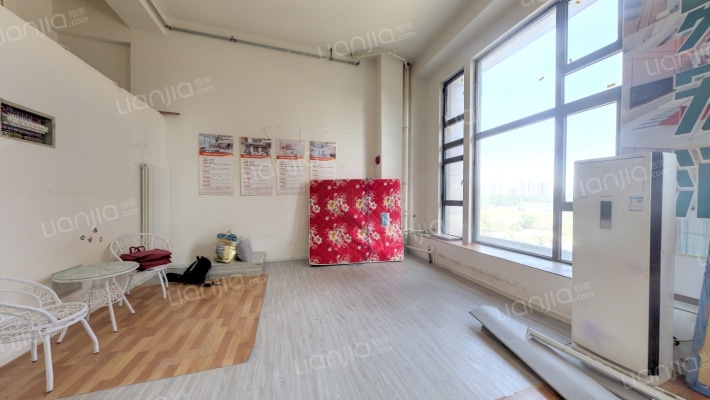 石榴·翡翠山二手房实景图