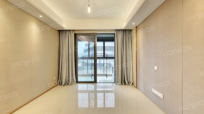 钱江彩虹府二手房实景图