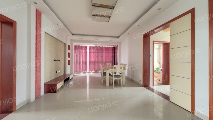 虹亚名居二手房实景图