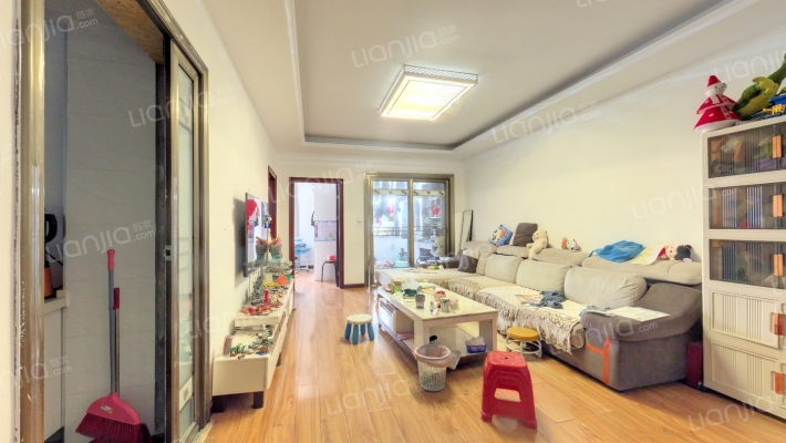 东方经典二手房实景图