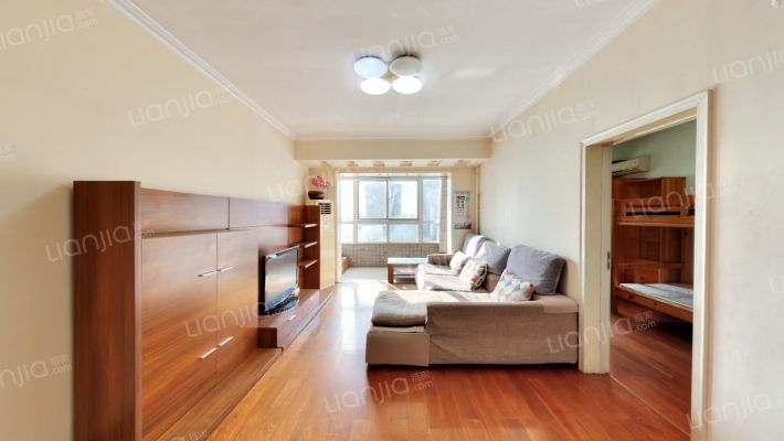 依翠园二手房实景图