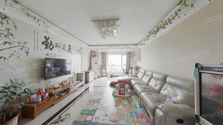 保利拉菲公馆C区二手房实景图