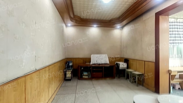 南山西街42号二手房实景图