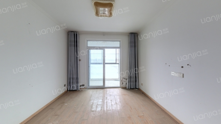 颍南春天二手房实景图