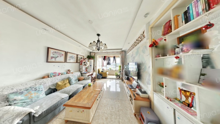 海亮艺术华府二手房实景图