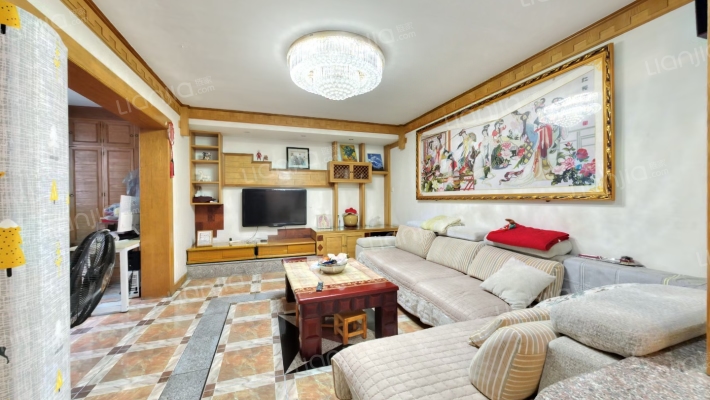 小天公寓二手房实景图