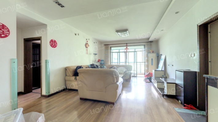 名士公馆二手房实景图