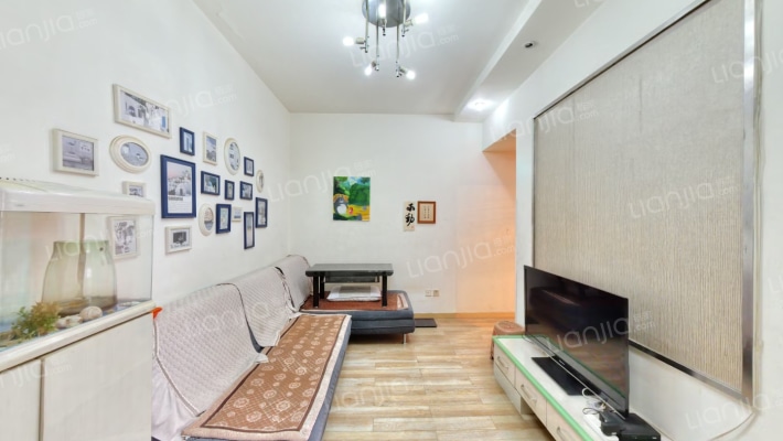 云天城市星空二手房实景图