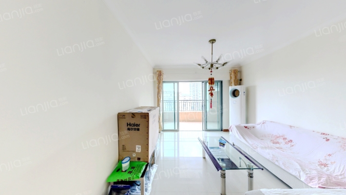 雅居乐新城塞纳湖二手房实景图