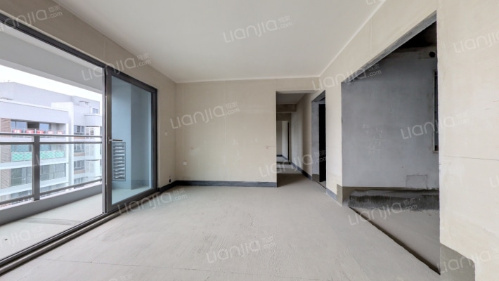 里城樾公馆二手房实景图