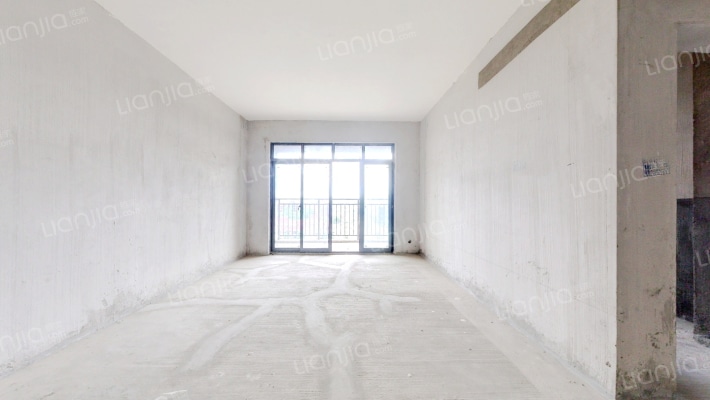 渔龙半湾B区二手房实景图