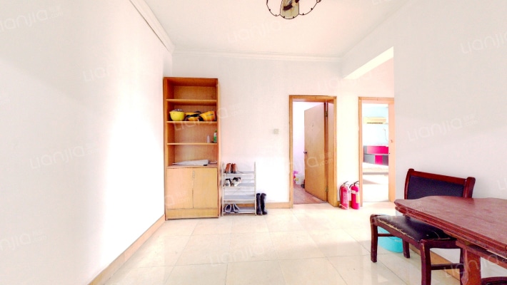 精典公寓小区二手房实景图