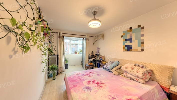 高风里二手房实景图