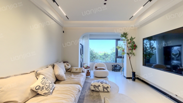 融创观澜湖公园壹号四期二手房实景图