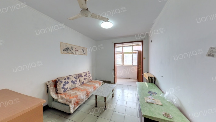 油漆厂院二手房实景图