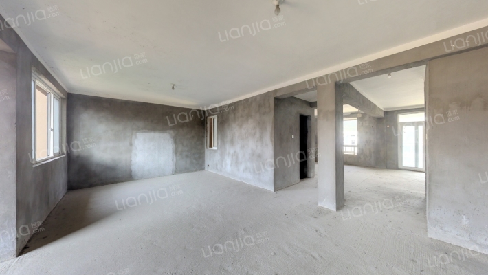 恒辉金色桃园二手房实景图