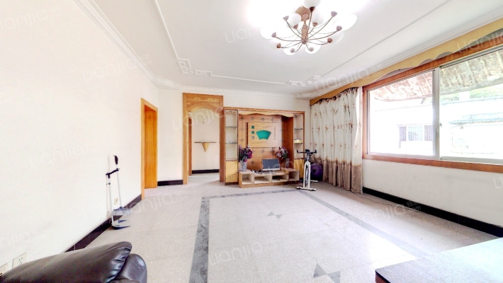 商业街西段206号二手房实景图