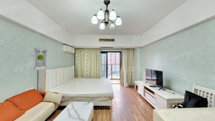 中央风景二手房实景图