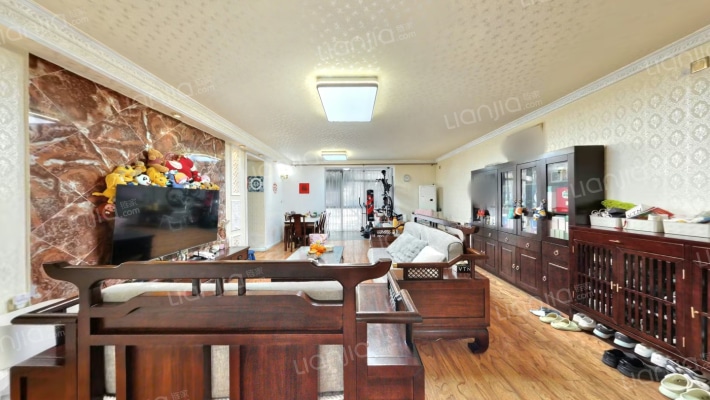 成飞217小区二手房实景图