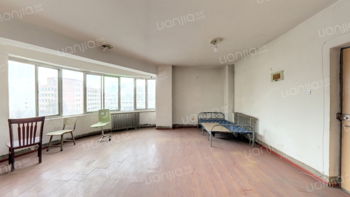 兰州市二十七中家属院二手房实景图