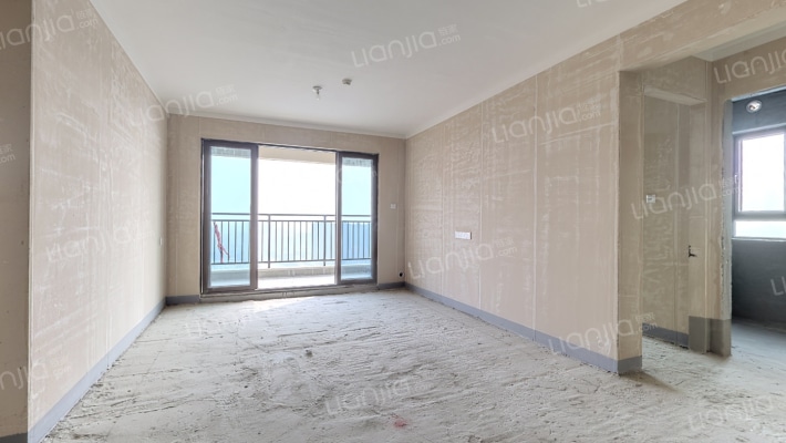 碧桂园双湖城北院二手房实景图