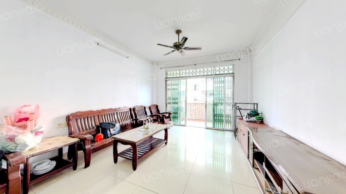 俊雅名园二手房实景图