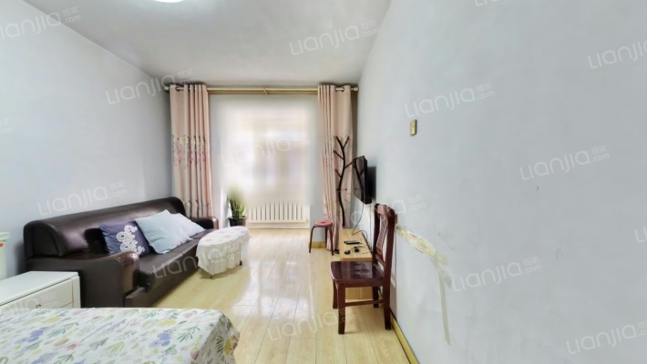 通用小区二手房实景图