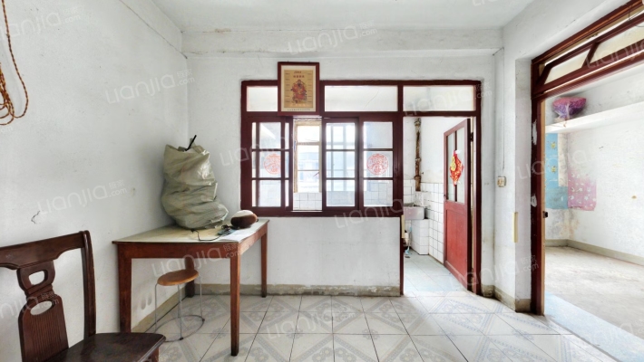 银行弄1号二手房实景图