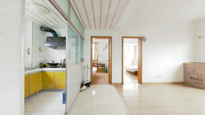 新建村二手房实景图