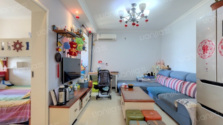 栖湖怡家二手房实景图