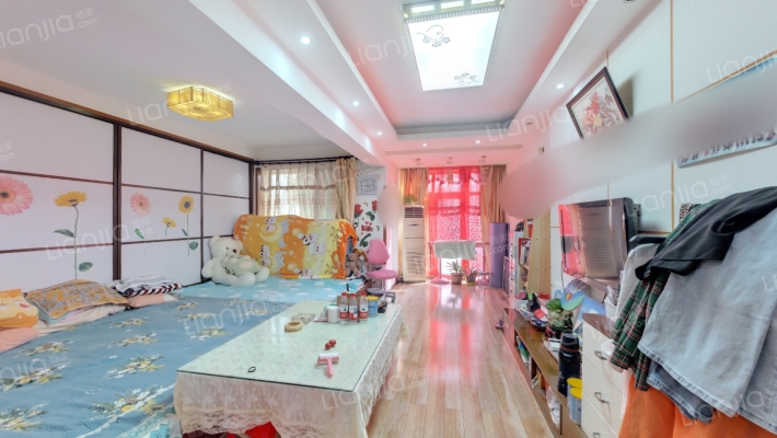 绿色新苑二手房实景图