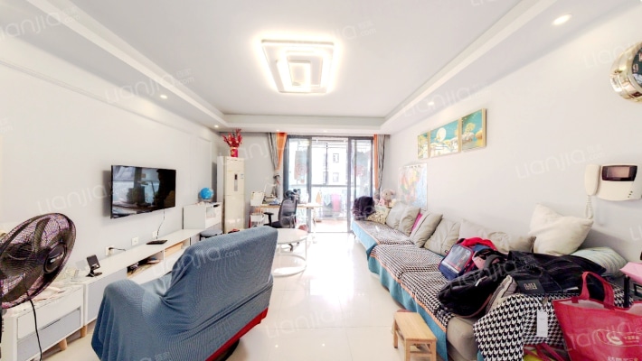 东郊小镇第一街区二手房实景图