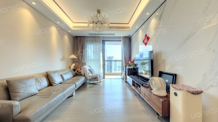 龙光玖龙台二期二手房实景图