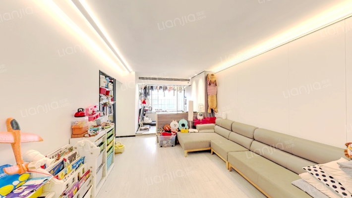 今日丽舍二手房实景图