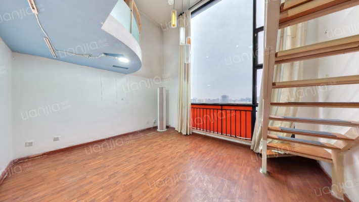 曼哈顿一期二手房实景图