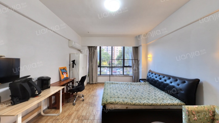 中央风景二手房实景图