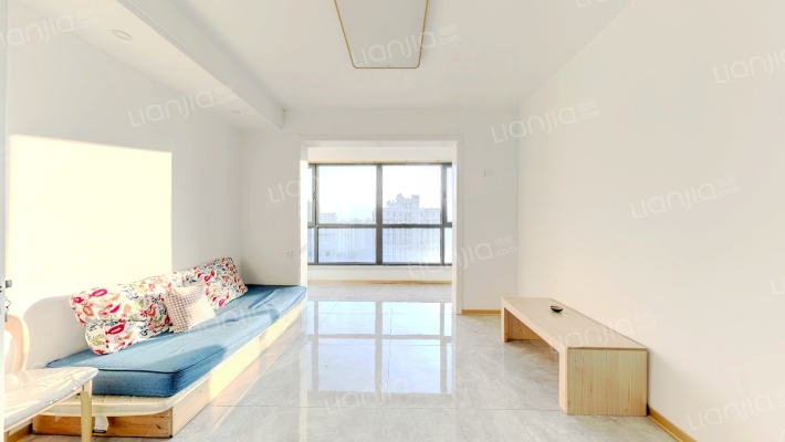 新华怡苑二手房实景图