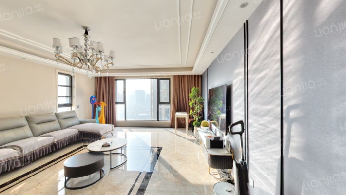 天鹅堡二手房实景图