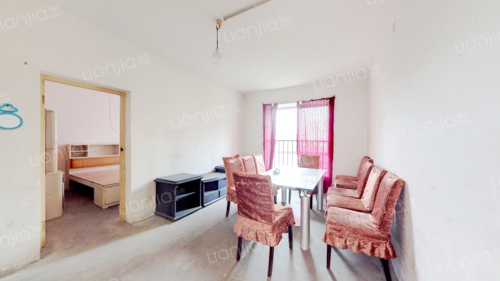 西沁苑二手房实景图