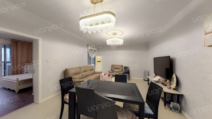 山语银城西区二手房实景图