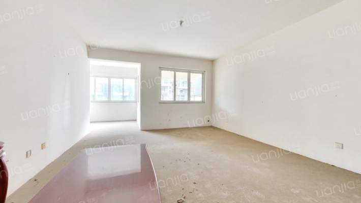 空港16区二手房实景图