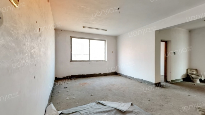 农村信用社住宅楼二手房实景图