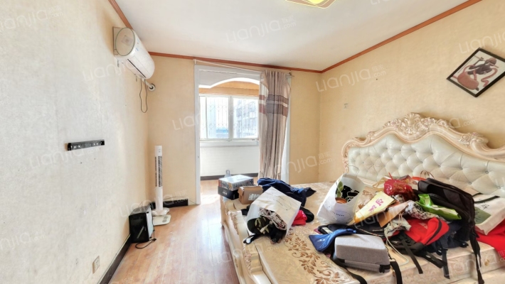 阳光公寓二手房实景图
