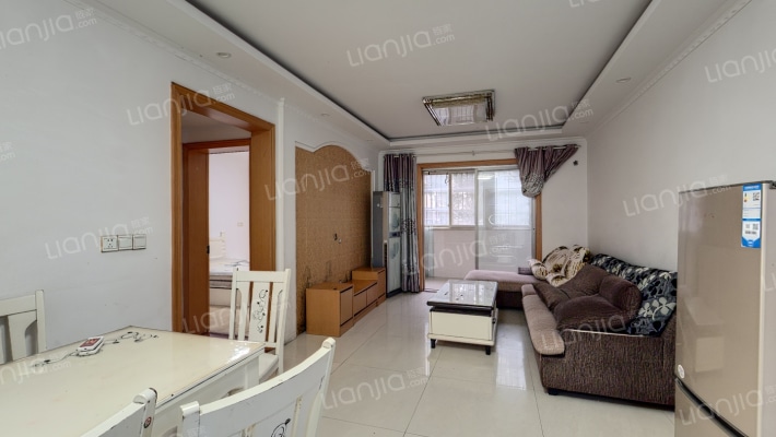 新怡苑二手房实景图