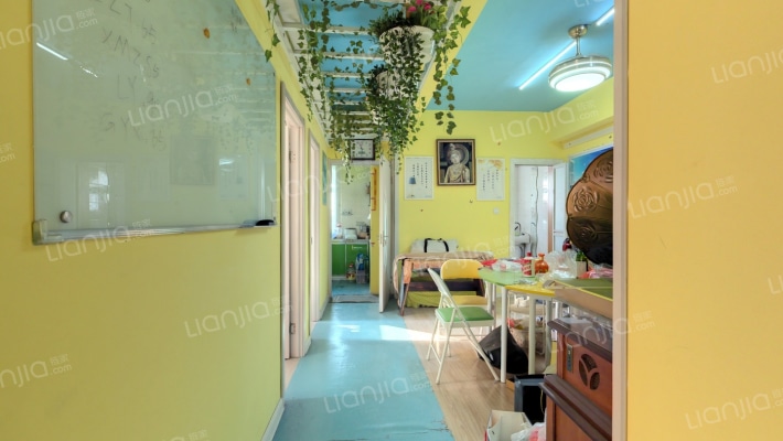 莱茵小镇二手房实景图