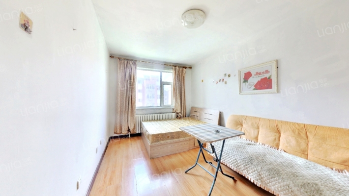 荣鼎康城E区二手房实景图