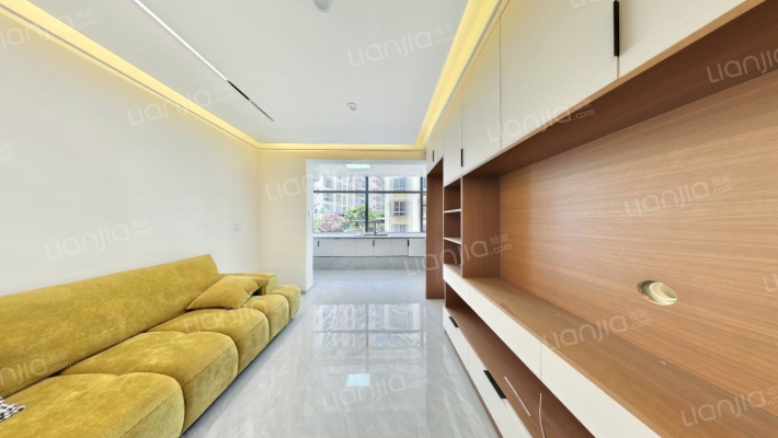 新飞林人造板住宅小区二手房实景图